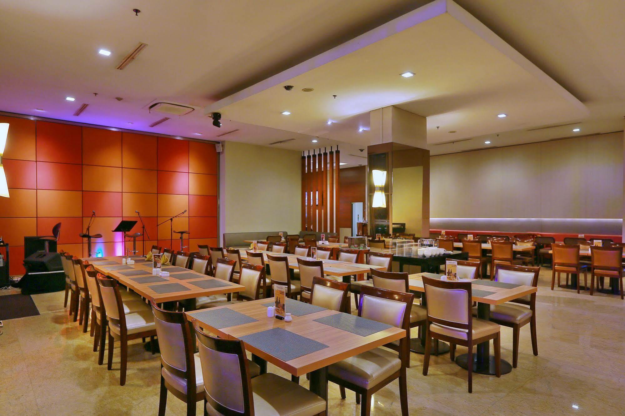 Park Hotel Cawang Jakarta Exteriér fotografie