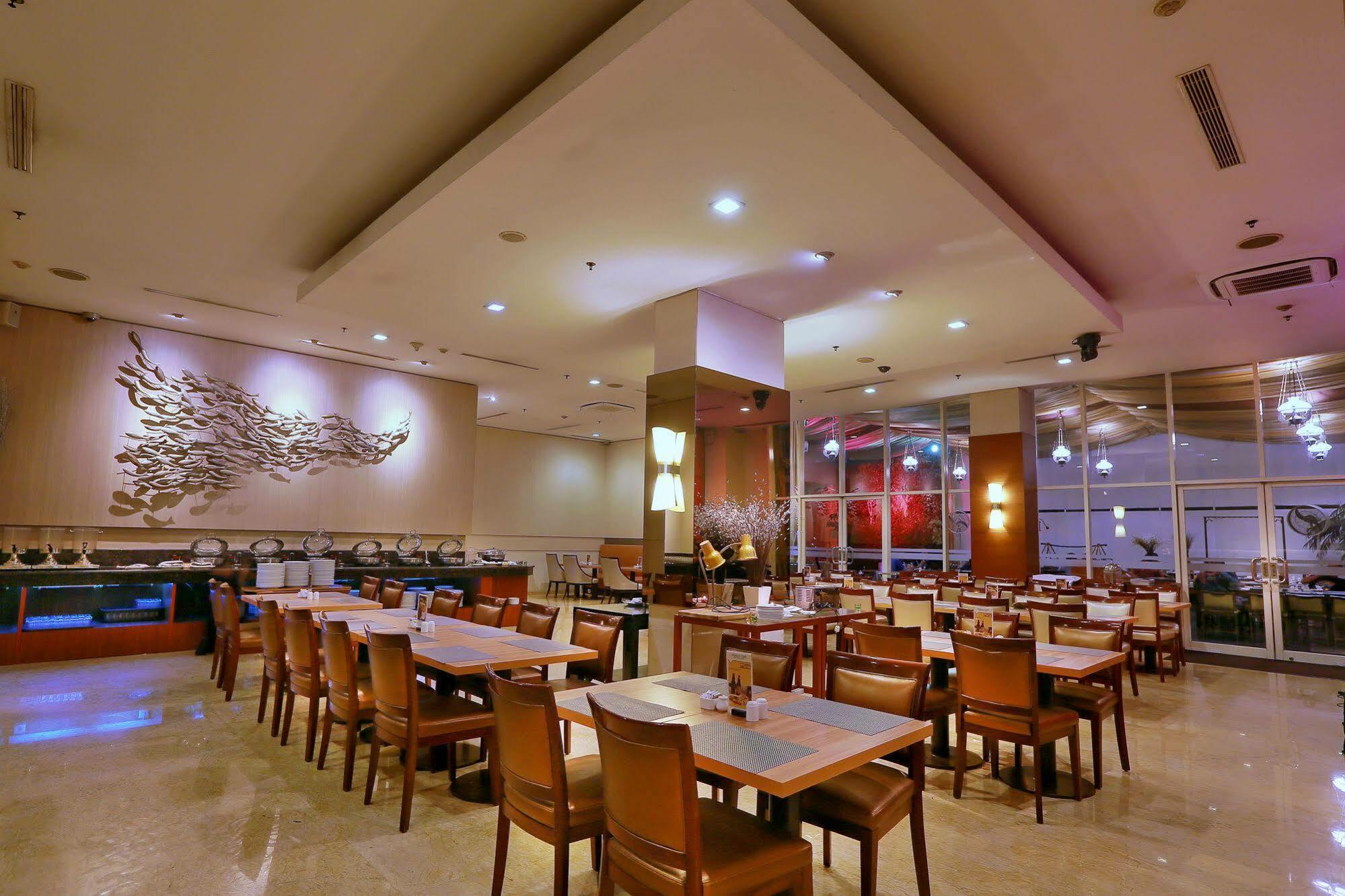 Park Hotel Cawang Jakarta Exteriér fotografie